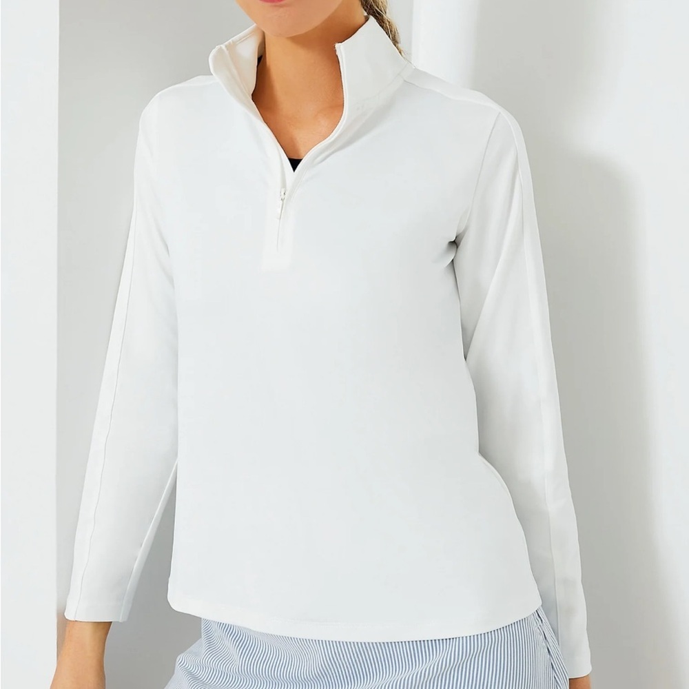 TNUCK SPORT

White Carver Quarter Zip Tee